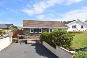 9, Wheal Golden Drive, Newquay TR8 5PE