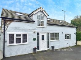 Bonnicut Barn, 14 Bonnicut Court, High Street, Sunningdale, Ascot SL5 0NB
