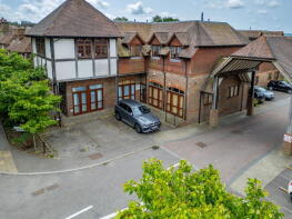 Flat 9, 113 Colemans House, London Road, Etchingham TN19 7PN