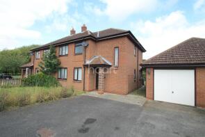 19, Tudor Close, New Toft, Market Rasen LN8 3NQ