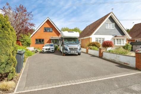 Wisteria Drive, Verwood, Dorset, BH31