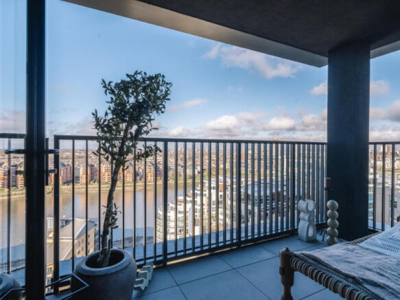 110YorkRoad_New_HighRes-86.jpg