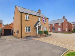 28, Haydock Close, Towcester NN12 6PA