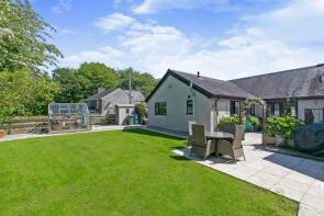 4 Bro Garedd, Stad Glandwr, Caernarfon LL55 2PL