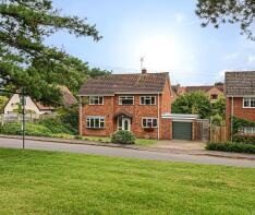 Trevaldur, Ryden Lane, Pershore WR10 3LJ
