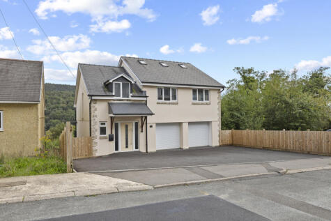 Graig Road, Godrergraig, Swansea, SA9 2NZ
