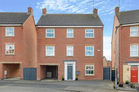 Fieldfare Close, Corby