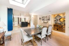 11, Lamont Road, London SW10 0HR