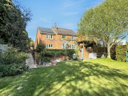 Hollybrook, Riggs Lane, Ashbourne DE6 2FD