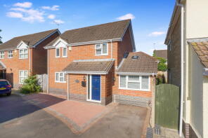 11, Kingfisher Close, Ashford TN24 0TW