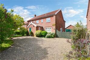 Aston House, Mill Road, Diss IP21 4HX