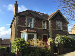 Bella Vista, Fossil Bank, Malvern WR13 6PJ