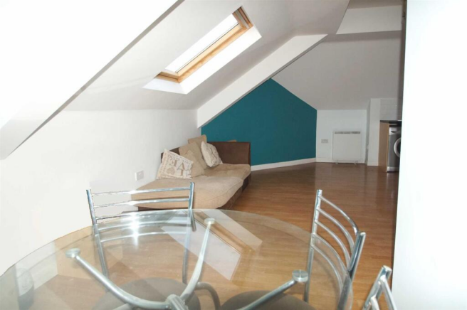 Lounge / Dining