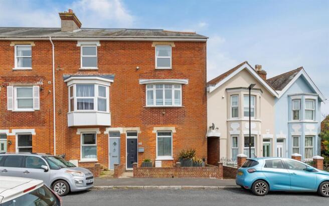 Cowes period property