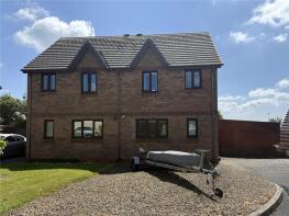 47, Honeyborough Grove, Milford Haven SA73 1TQ
