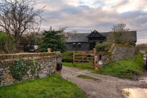 The Barn, Thong Lane, Shorne, Gravesend DA12 4AD