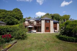 2, Knapp Hollow, Salisbury SP3 6DQ