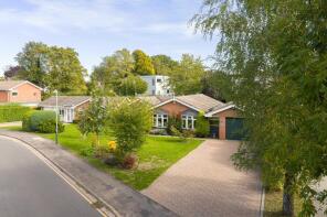 3, Myton Gardens, Warwick CV34 6BH