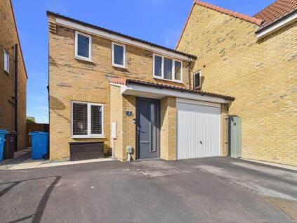Chartwell Gardens, Kingswood, Hull, HU7 3FB