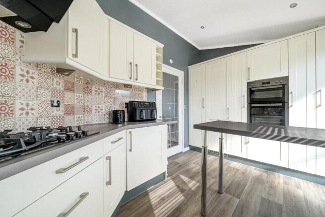 Kitchen corner.jpg