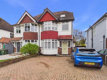 New Road, West Molesey