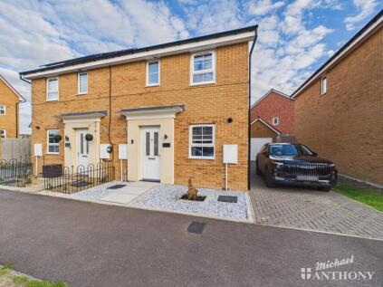 Wallis Drive, Leighton Buzzard