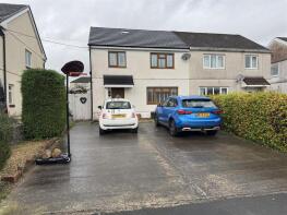 61, Woodfield Road, Llandybie, Ammanford SA18 3UR