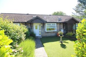 15, Cedar Drive, Lymington SO41 0ZB