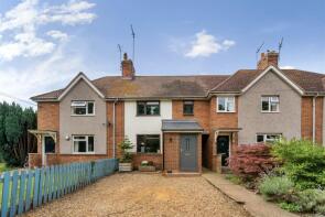 82, School Road, Towcester NN12 8NN