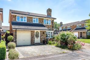 8, Munnery Way, Orpington BR6 8QD