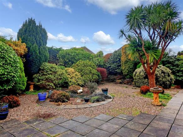 South Facing Rear Garden