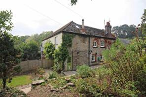 Little Court, Ackrells Hill, Totnes TQ9 6LU
