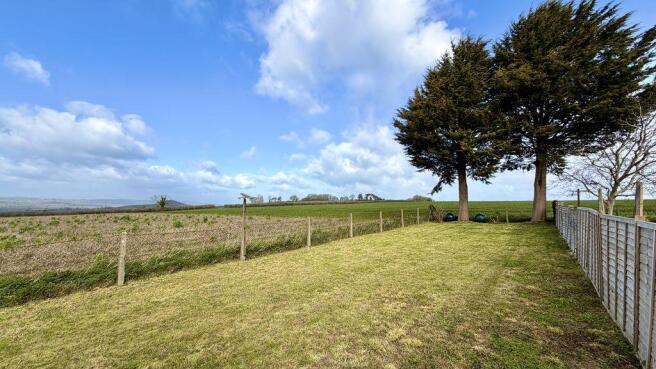 Rear Garden & View