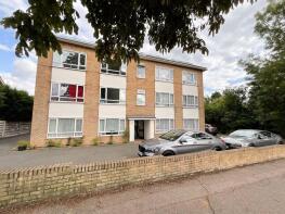Flat 15, 191 Grove Court, Southbourne Grove, Westcliff-on-sea SS0 0AW