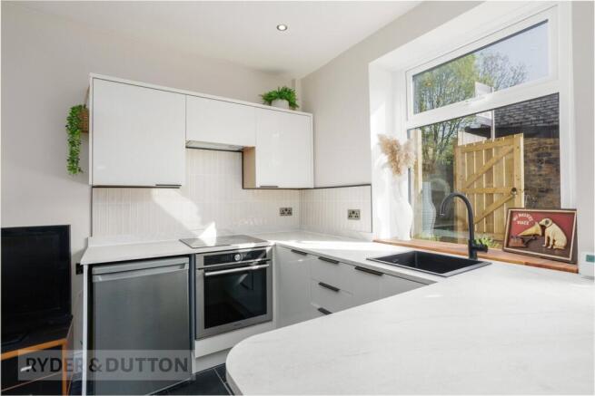 Lounge/Kitchen