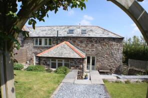 Bryally Barn, Hendra Lane, Chapel Amble, Wadebridge PL27 6EP