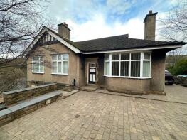 39 Homestead, Crossley Hill, Halifax HX3 0PL