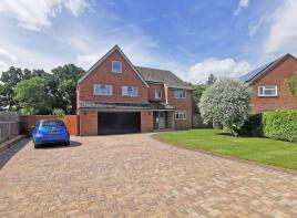 8, Churchfields, Kingsley, Bordon GU35 9PJ