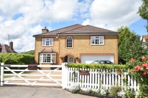 4a The Sundowners, Lenham Road, Maidstone ME17 2NX