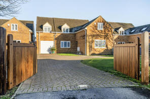 13, Wroslyn Road, Witney OX29 8HJ