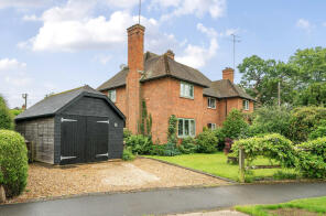 8, Binhams Meadow, Dunsfold, Godalming GU8 4LF