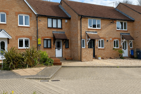 Doulton Gardens, Whitecliff, BH14