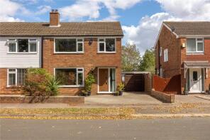 23, Pear Tree View, Bedford MK42 9YR