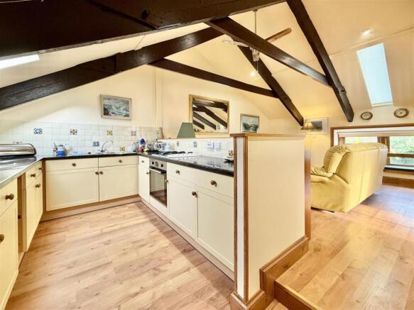 Kitchen Area.JPG