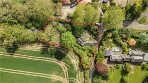 River Hall Cottage, Old Watling Street, Flamstead, St Albans AL3 8HN