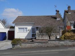 2, Glovers Field, Shipham, Winscombe BS25 1ST