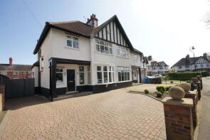 17, Plantation Drive East, Hull HU4 6XB