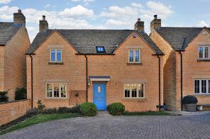 4, Jubilee Mews, Cheltenham GL54 4AZ