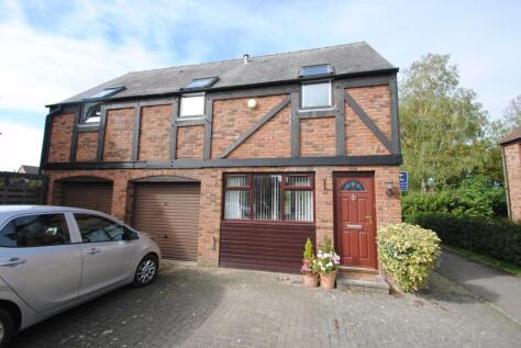 Foxmoor, Bishops Cleeve, Cheltenham, GL52