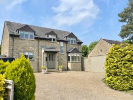 4 Woodford, Norton Gardens, Stratford-upon-avon CV37 8YA